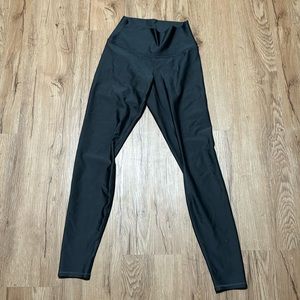 Alo Yoga Airlift 28” Anthracite size S